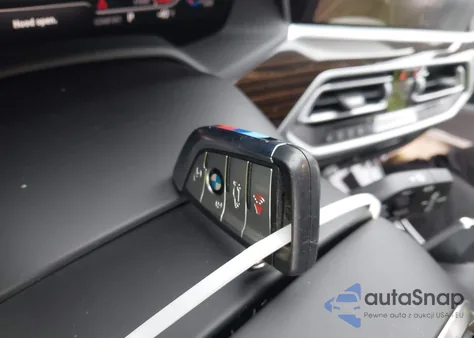 2021 BMW X5 xDrive40I z USA, uszkodzony, nr VIN 5UXCR6C08M9G48044